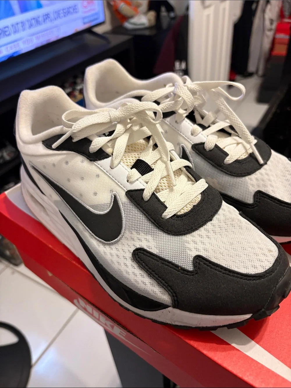 Nike Air Max Solo sz 8 mens